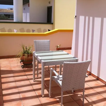 بيت للعطل Strandhaus Algarve مانتا روتا